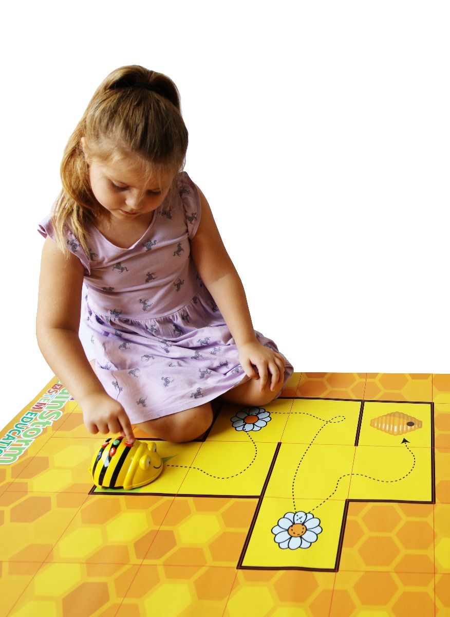 Robotics Activity Mat: Bee Maze