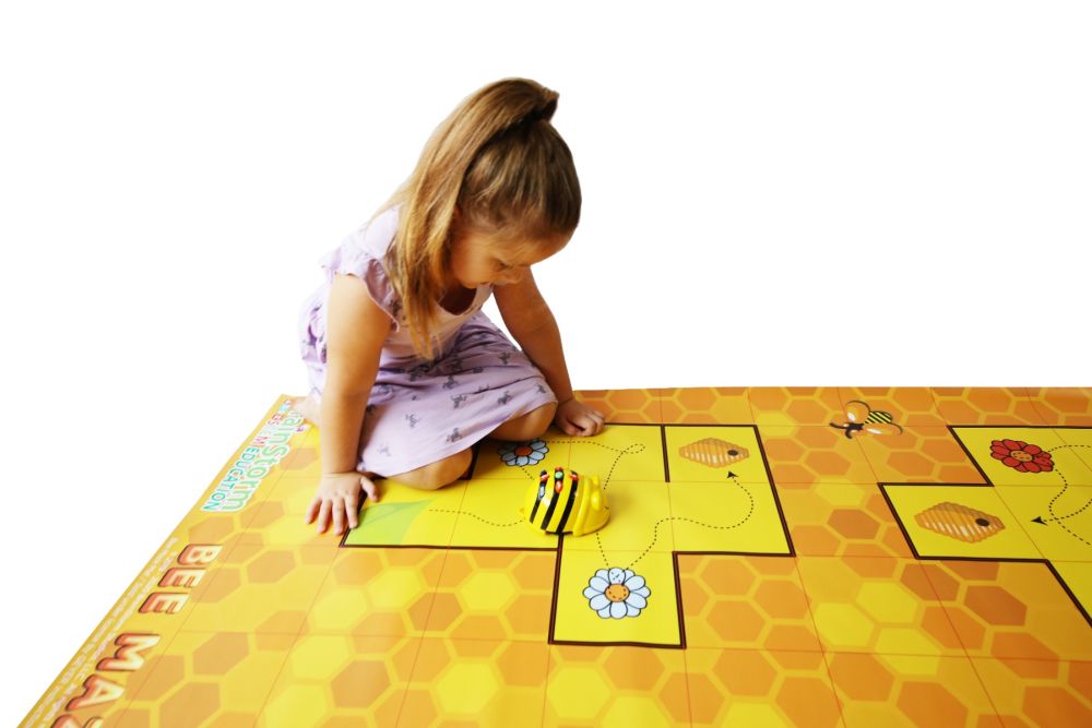 Robotics Activity Mat: Bee Maze